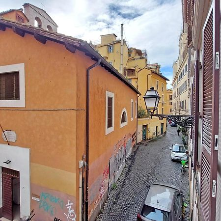Ych-Lussuoso Appartamento Al Colosseo روما المظهر الخارجي الصورة
